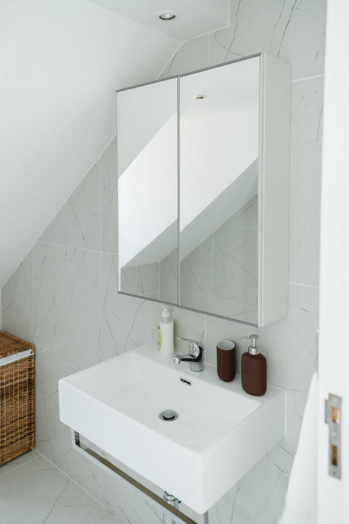 Stylish & Quite Flat In Centre - Cais Do Sodre Apartamento Lisboa