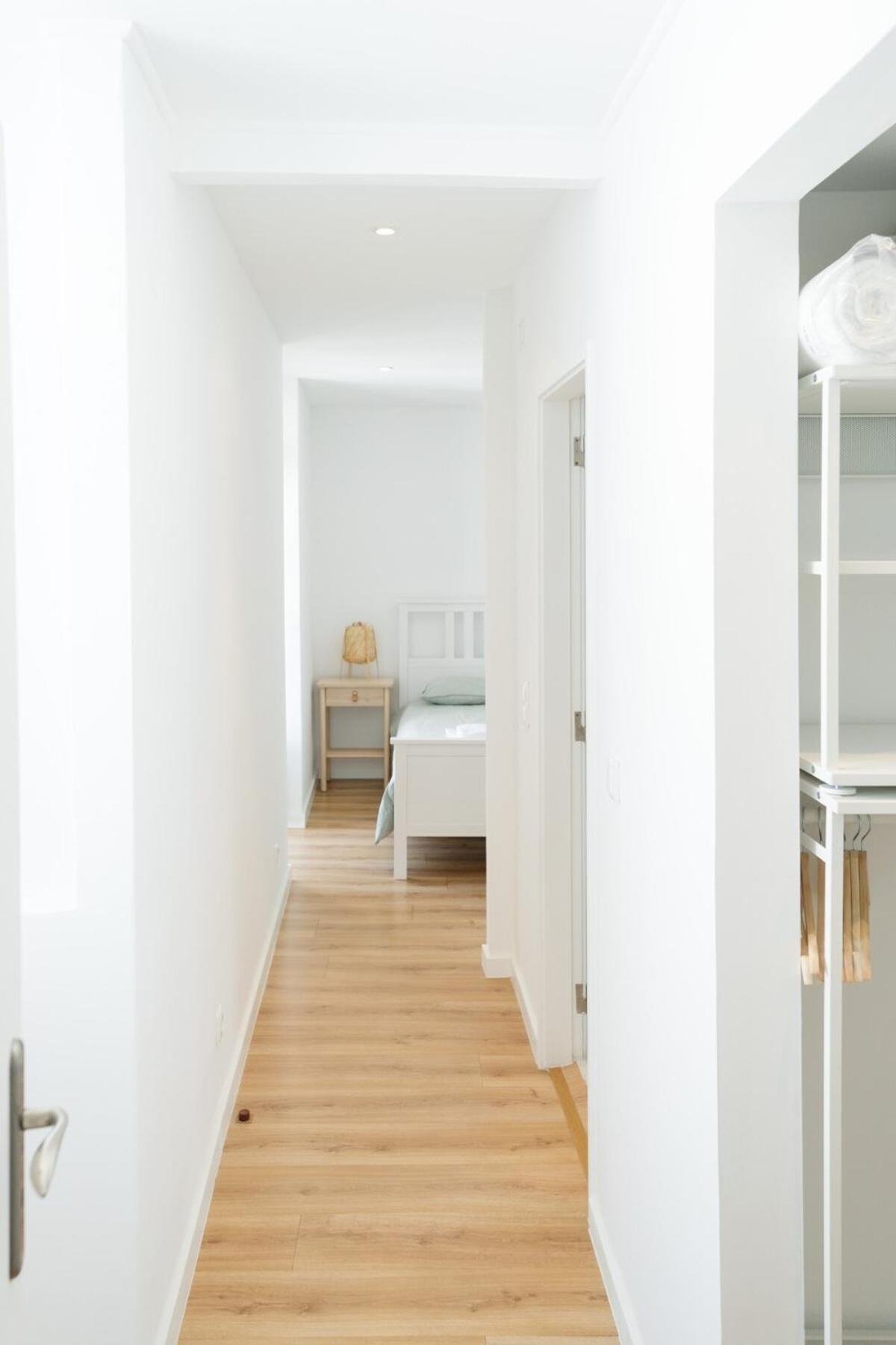 Stylish & Quite Flat In Centre - Cais Do Sodre * Lisboa