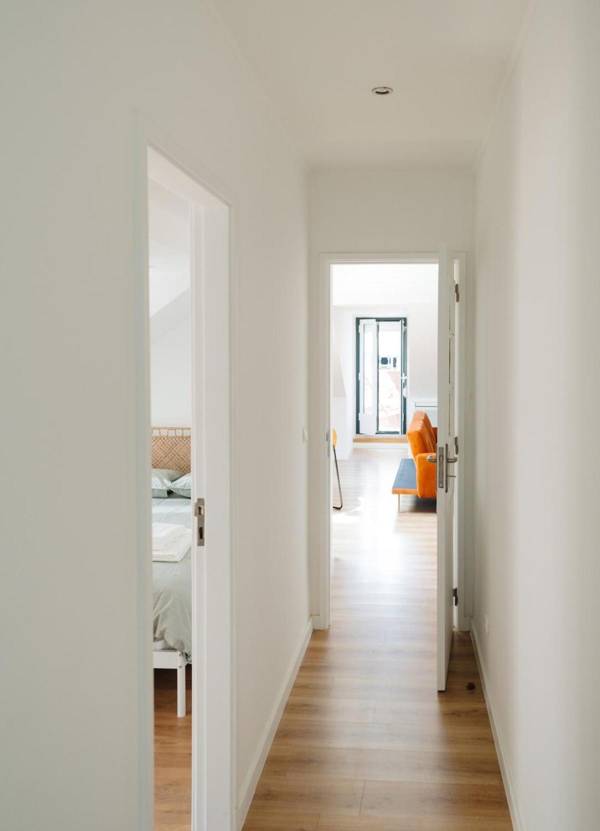 Stylish & Quite Flat In Centre - Cais Do Sodre *